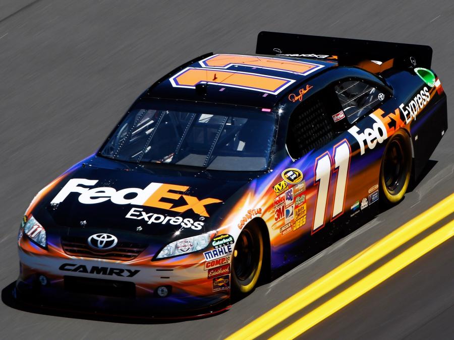  Toyota Camry NASCAR Race Car 2010 года  (фото 6 из 7)